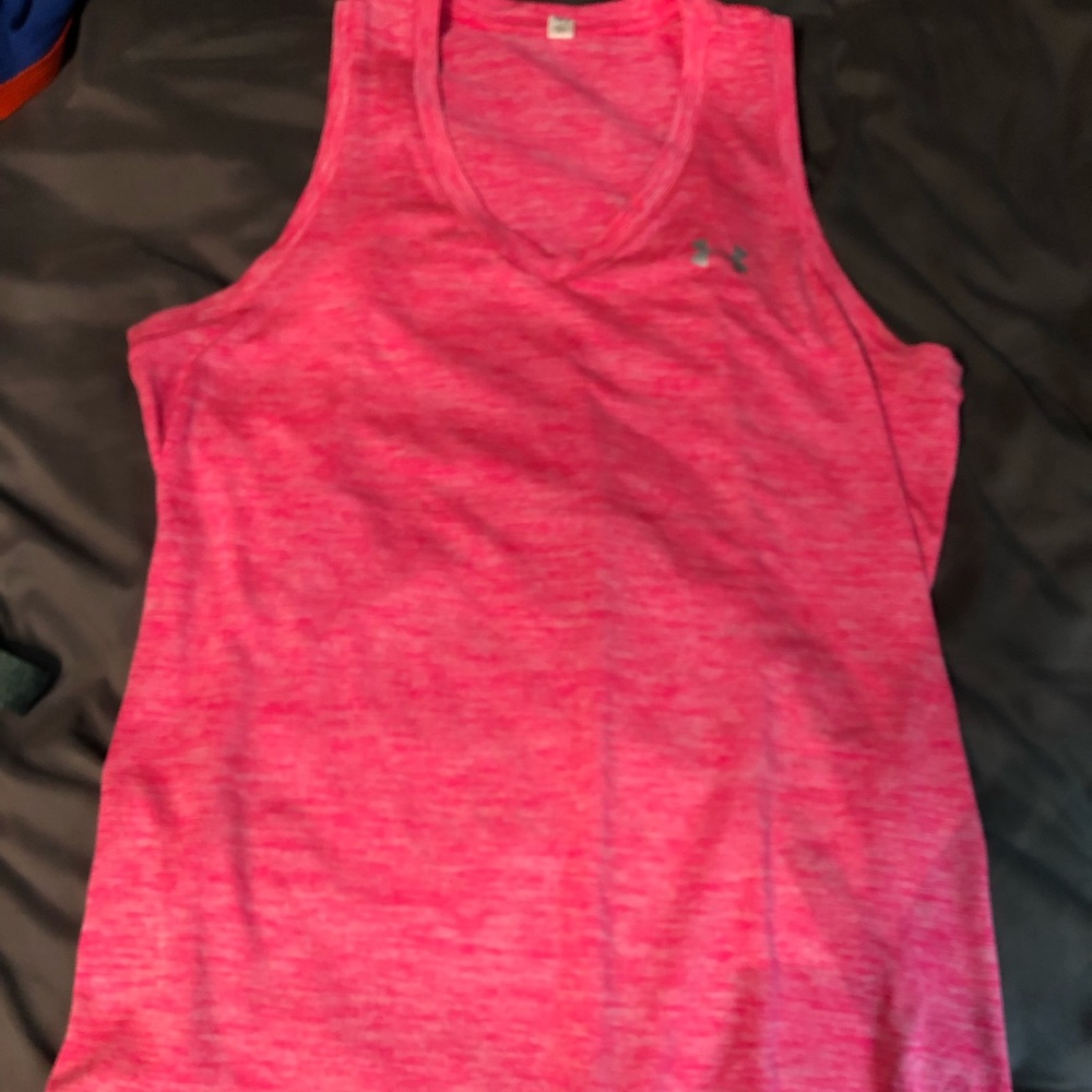 Under Armour tank